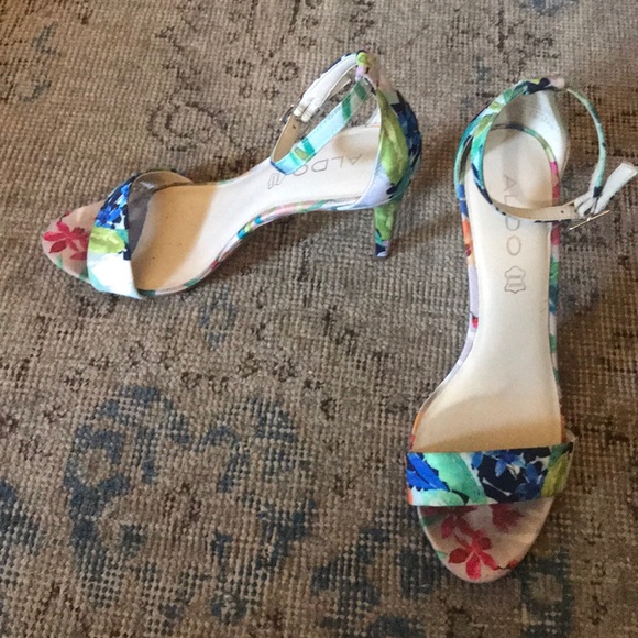 Floral Heeled Sandal with Ankle Strap - Picture 2 of 4